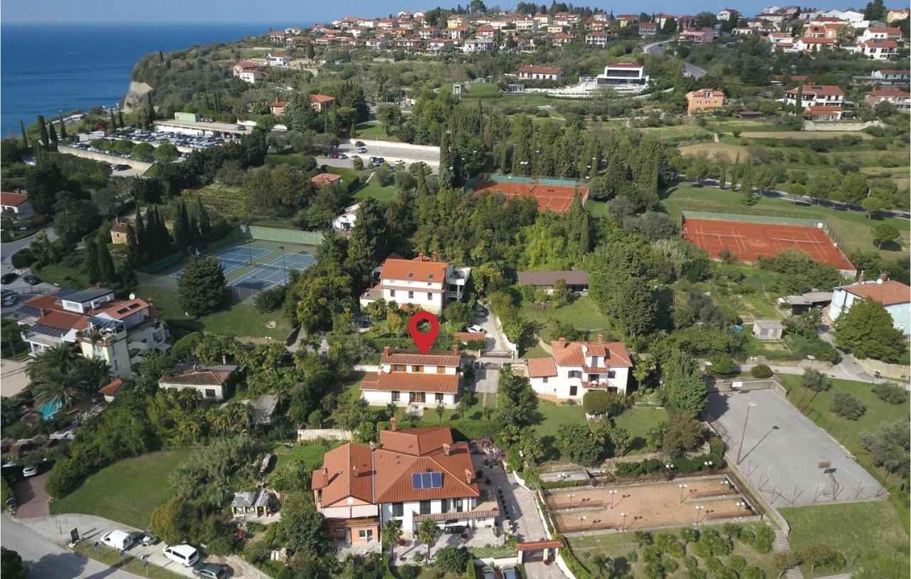 Awesome Apartment In Portoroz With Wifi 外观 照片